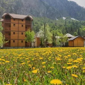 Residence: Quku I Valbones Valbone
