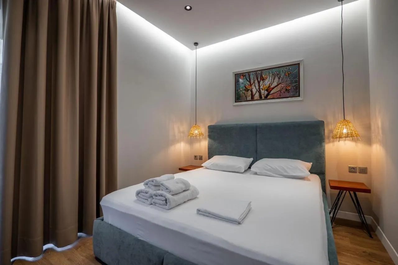 Juer Hotel Bajkaj 0*,  Albánie